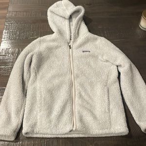 Patagonia white fuzzy jacket